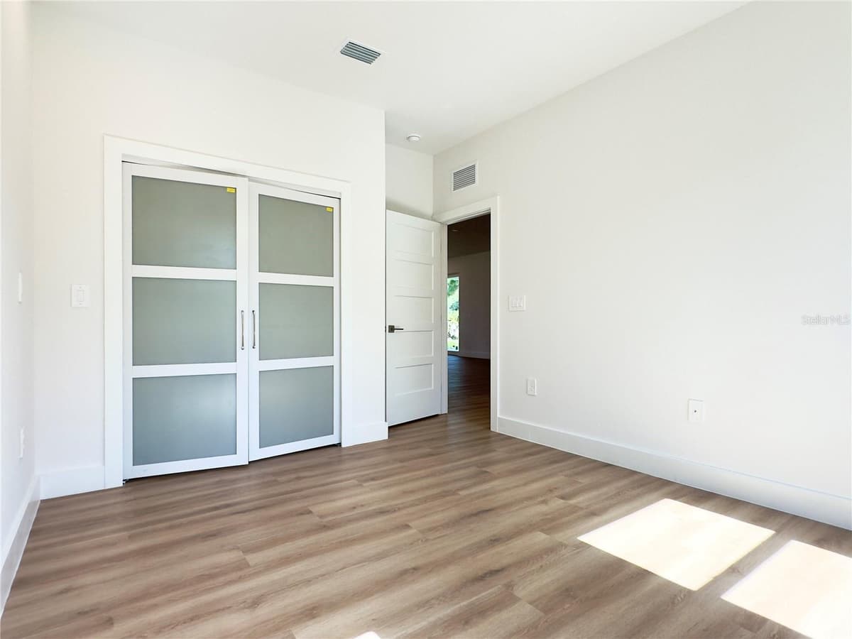 140 LINDA LEE DRIVE — photo 25 of 72