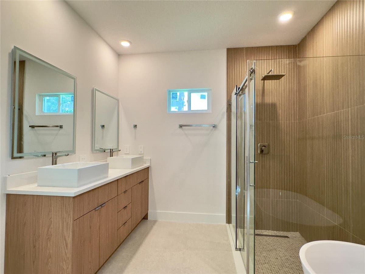 140 LINDA LEE DRIVE — photo 41 of 72