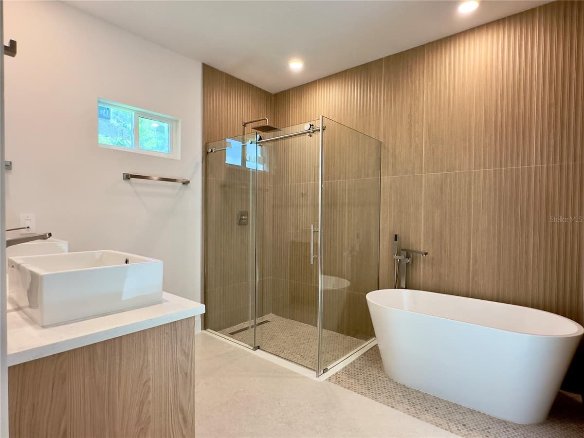 140 LINDA LEE DRIVE — photo 39 of 72