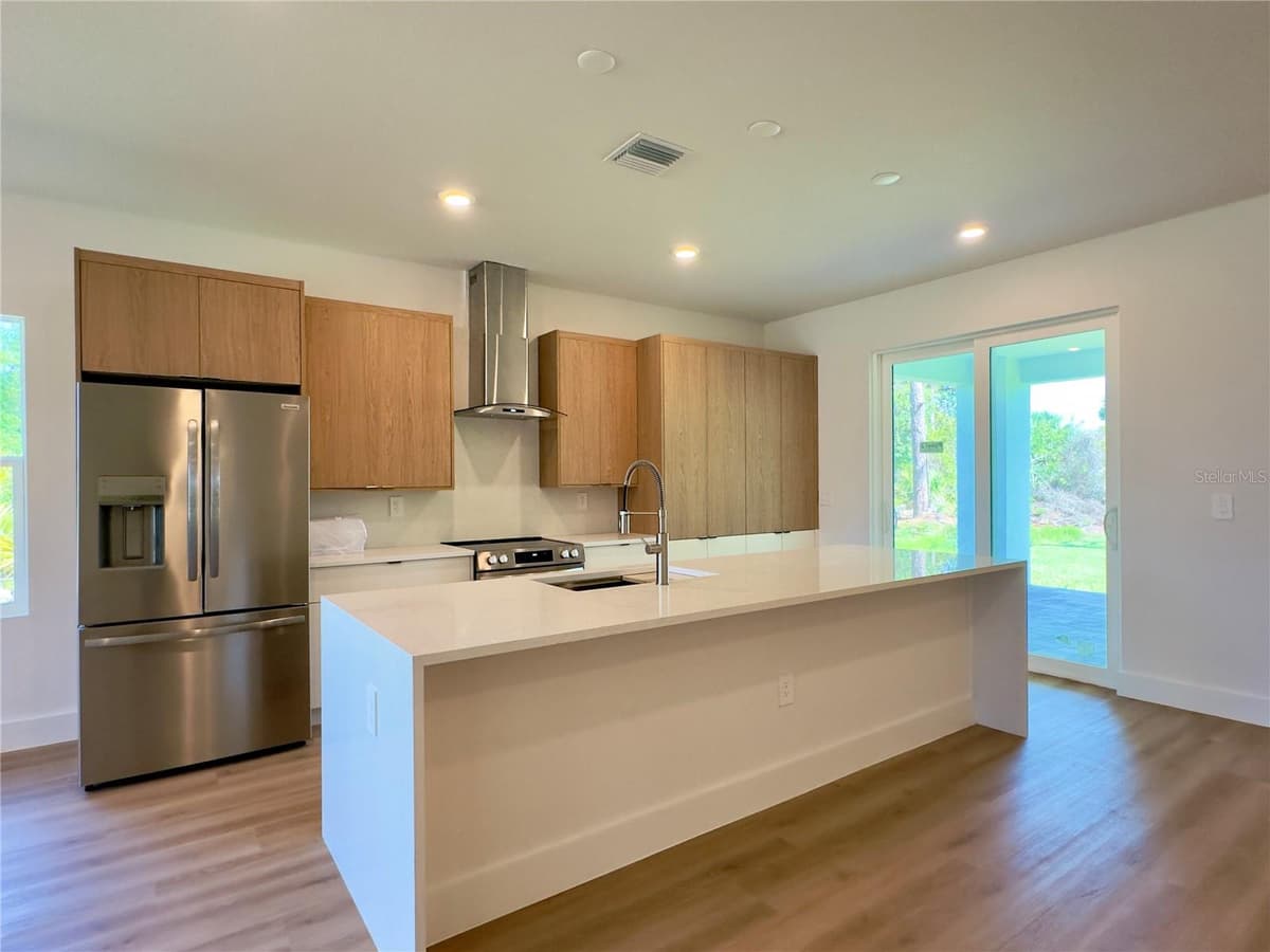 140 LINDA LEE DRIVE — photo 16 of 72