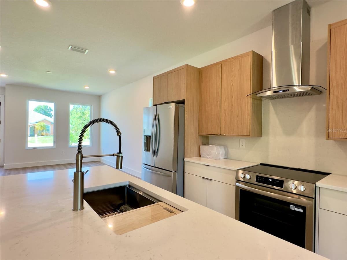 140 LINDA LEE DRIVE — photo 21 of 72
