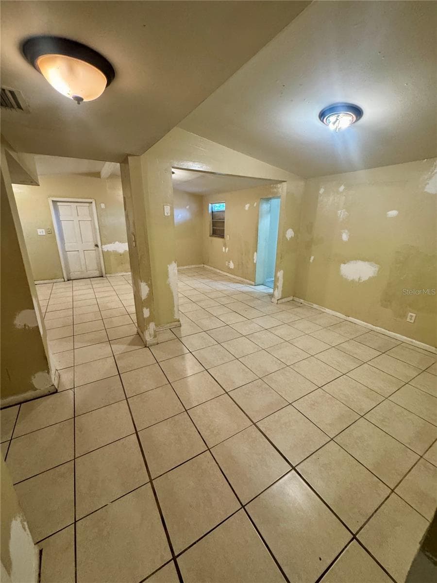 7204 CAYUGA STREET — photo 6 of 22