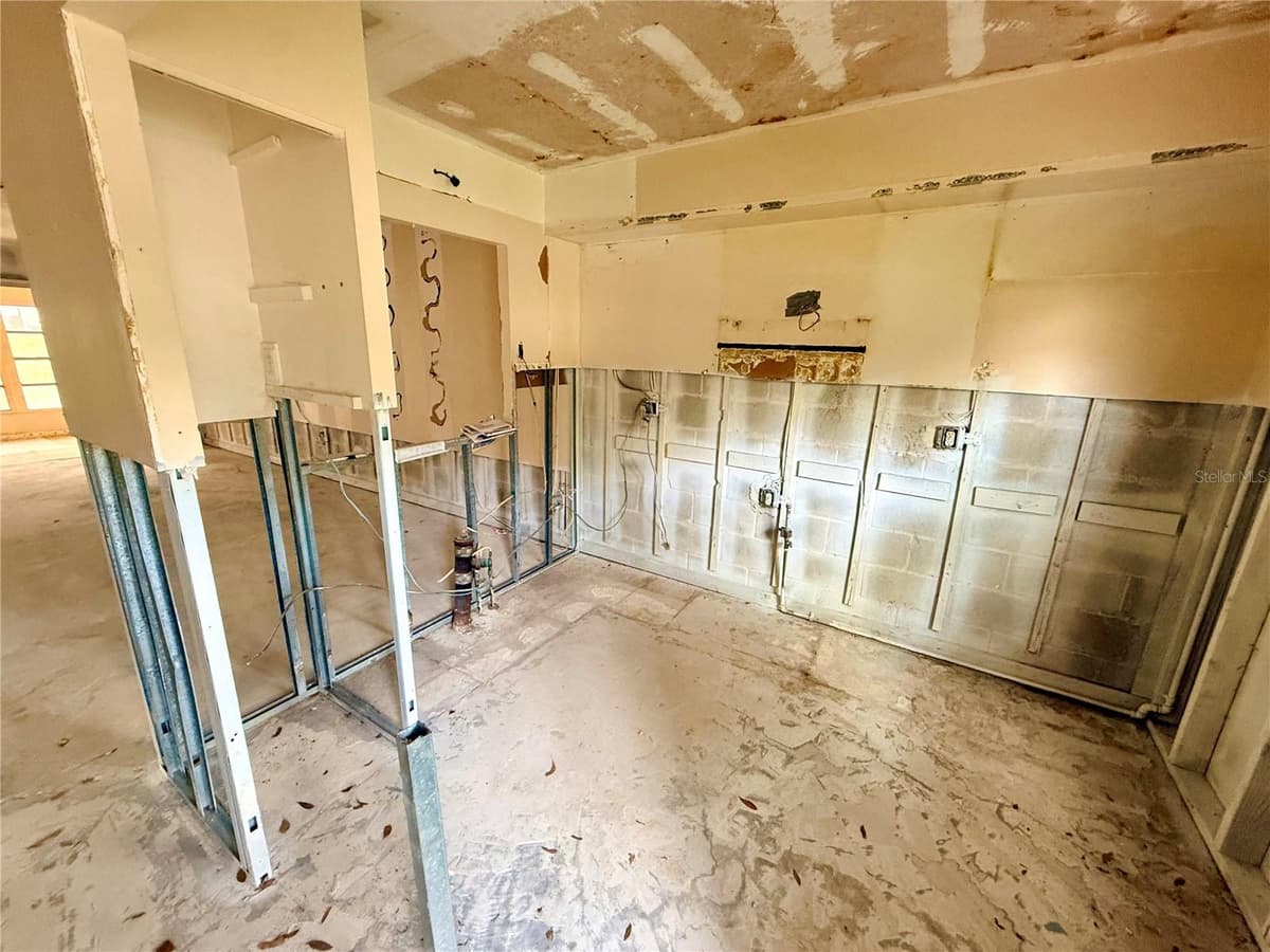 1380 MISSION CIRCLE — photo 15 of 18