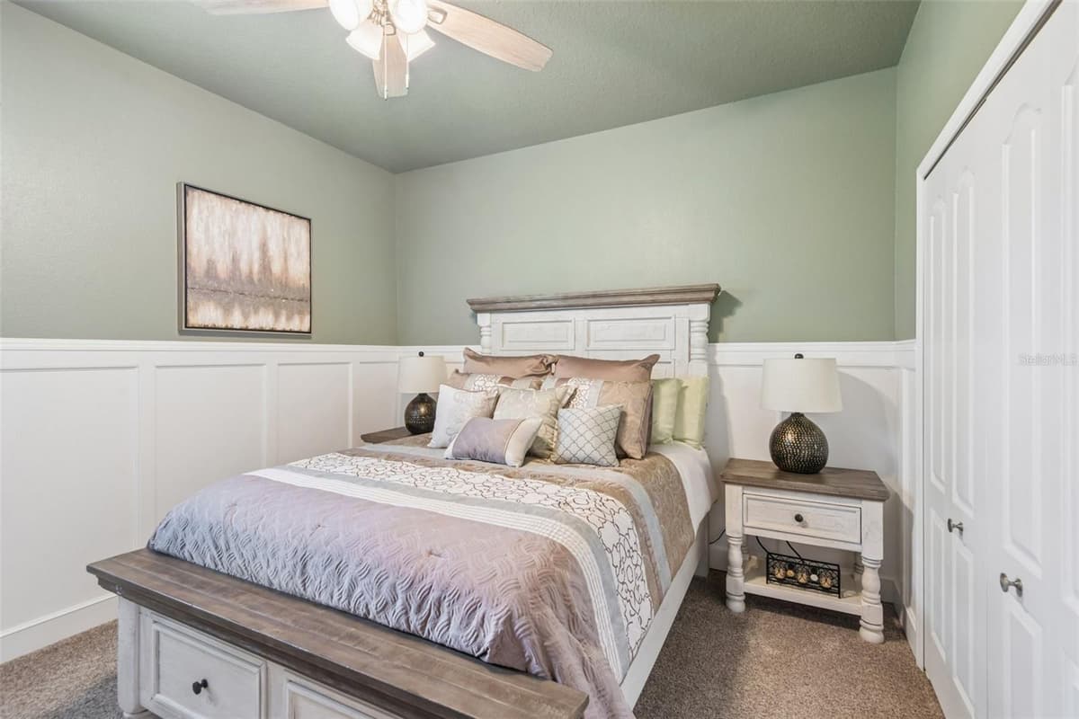4586 GRAND LAKESIDE DRIVE — photo 30 of 65