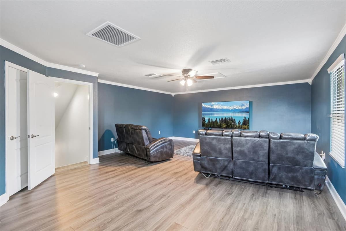 4586 GRAND LAKESIDE DRIVE — photo 38 of 65