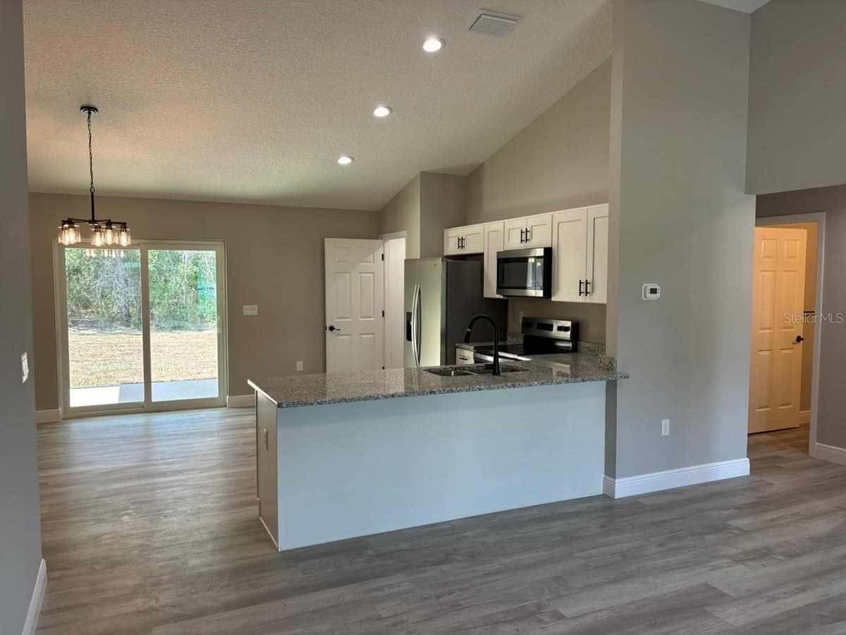 3175 CAMILO DRIVE — photo 10 of 28