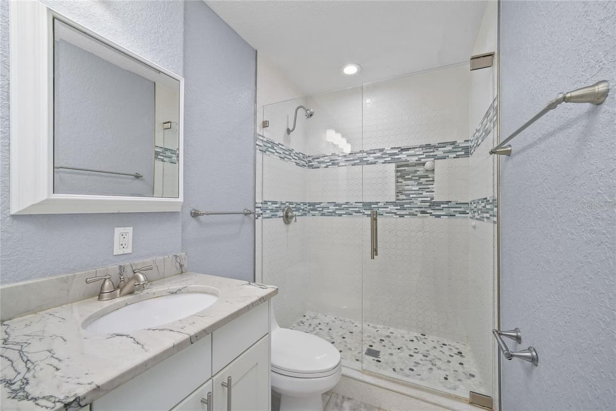 1520 CHURCH AVENUE — photo 16 of 33