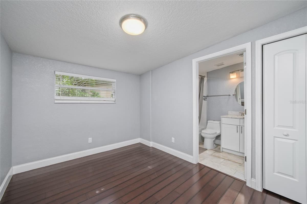 1520 CHURCH AVENUE — photo 18 of 33