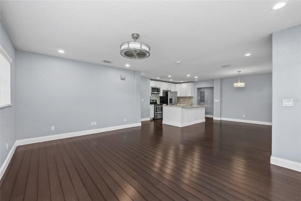 1520 CHURCH AVENUE — photo 13 of 33