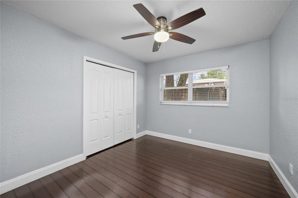 1520 CHURCH AVENUE — photo 21 of 33