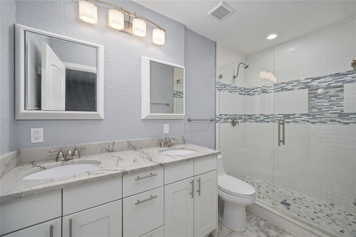 1520 CHURCH AVENUE — photo 17 of 33
