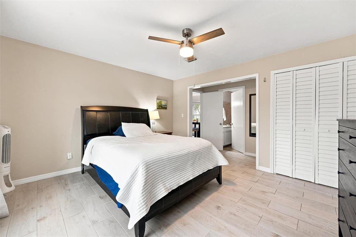 670 KIRKLAND CIRCLE — photo 19 of 47