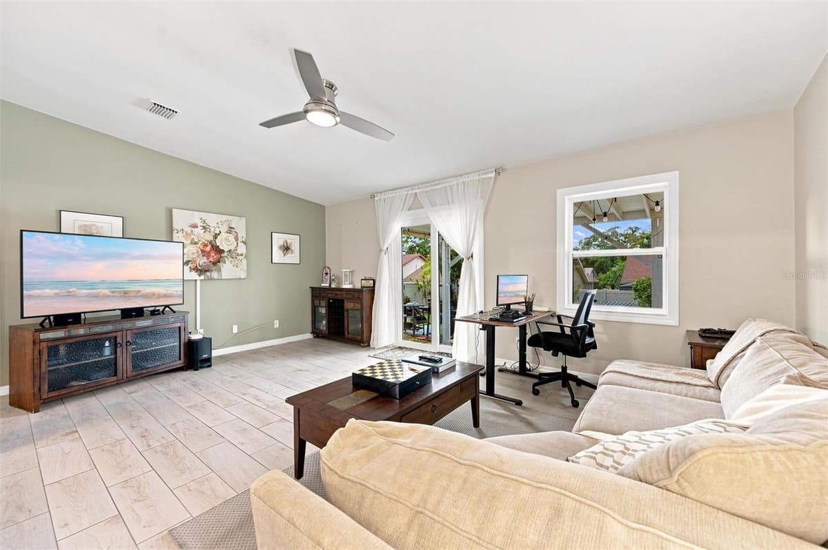 670 KIRKLAND CIRCLE — photo 7 of 47