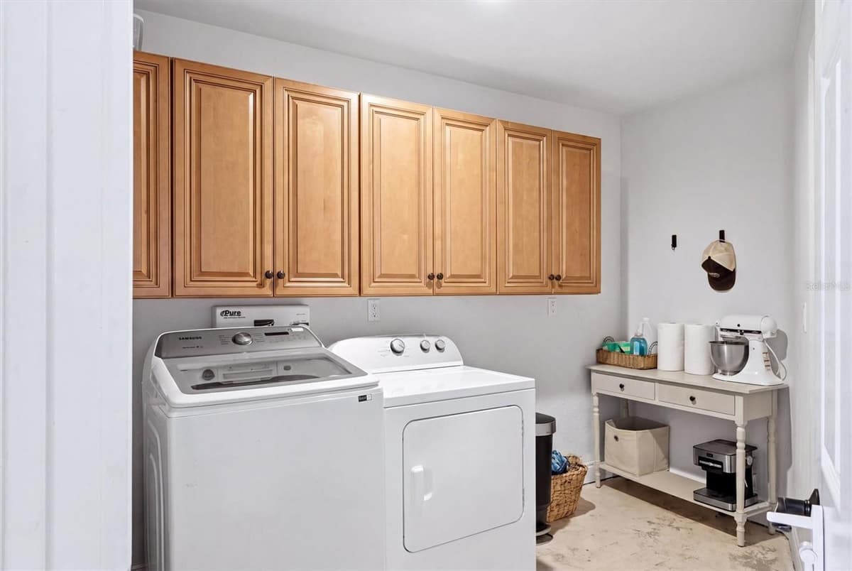 3810 HIDDEN RIVER ROAD — photo 41 of 77
