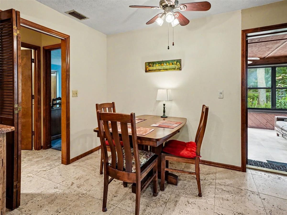 4870 CITRUS OAK LANE — photo 31 of 38
