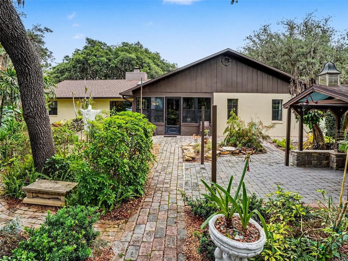 4870 CITRUS OAK LANE — photo 35 of 38