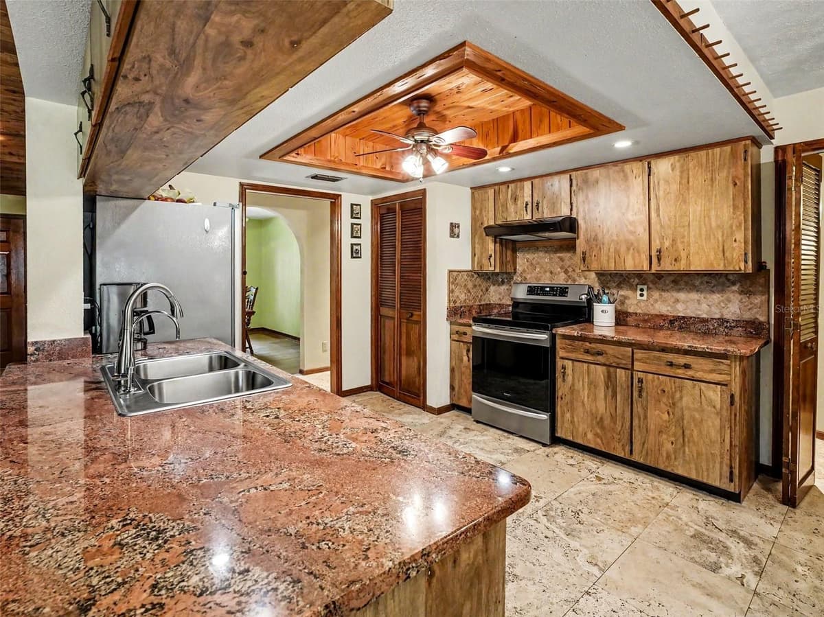 4870 CITRUS OAK LANE — photo 14 of 38