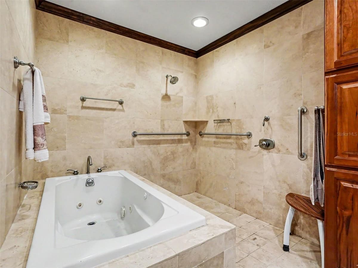 4870 CITRUS OAK LANE — photo 19 of 38