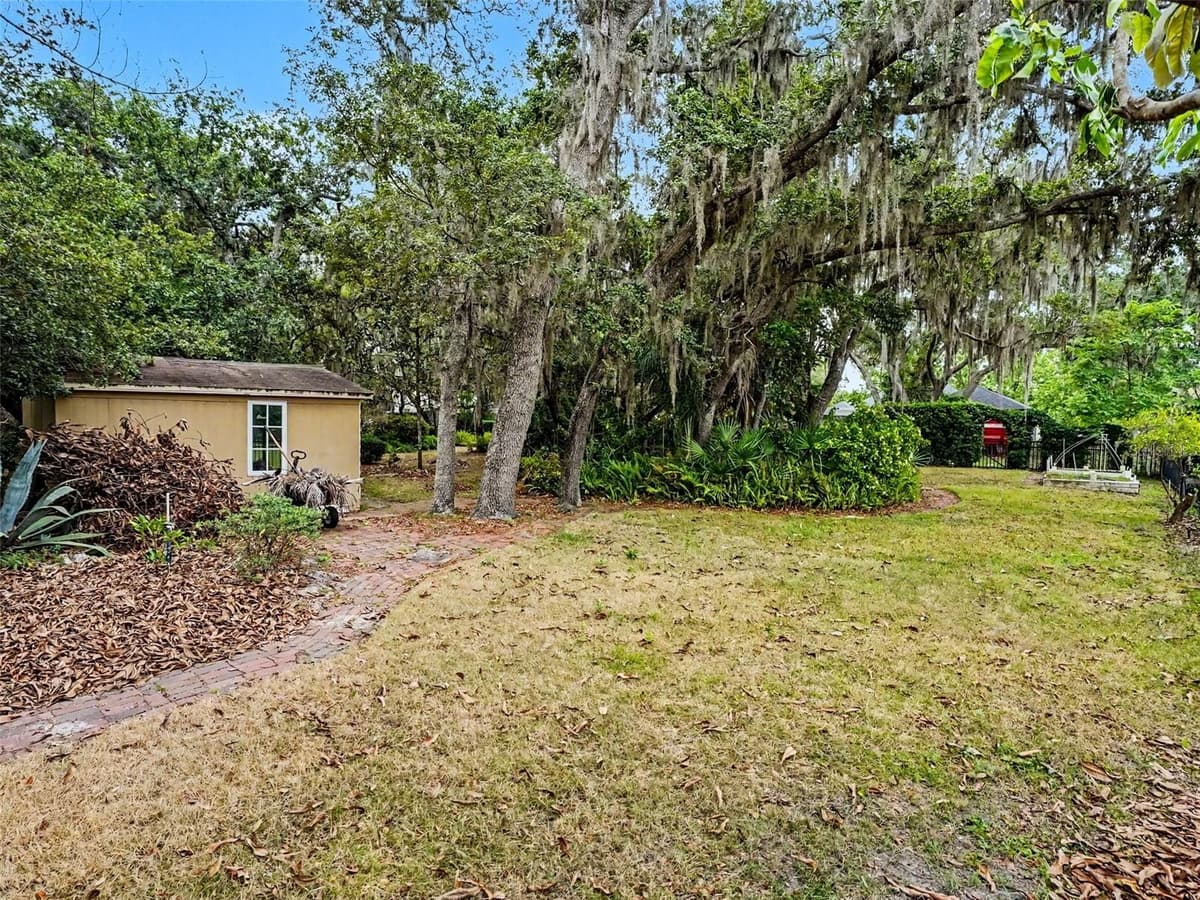4870 CITRUS OAK LANE — photo 37 of 38