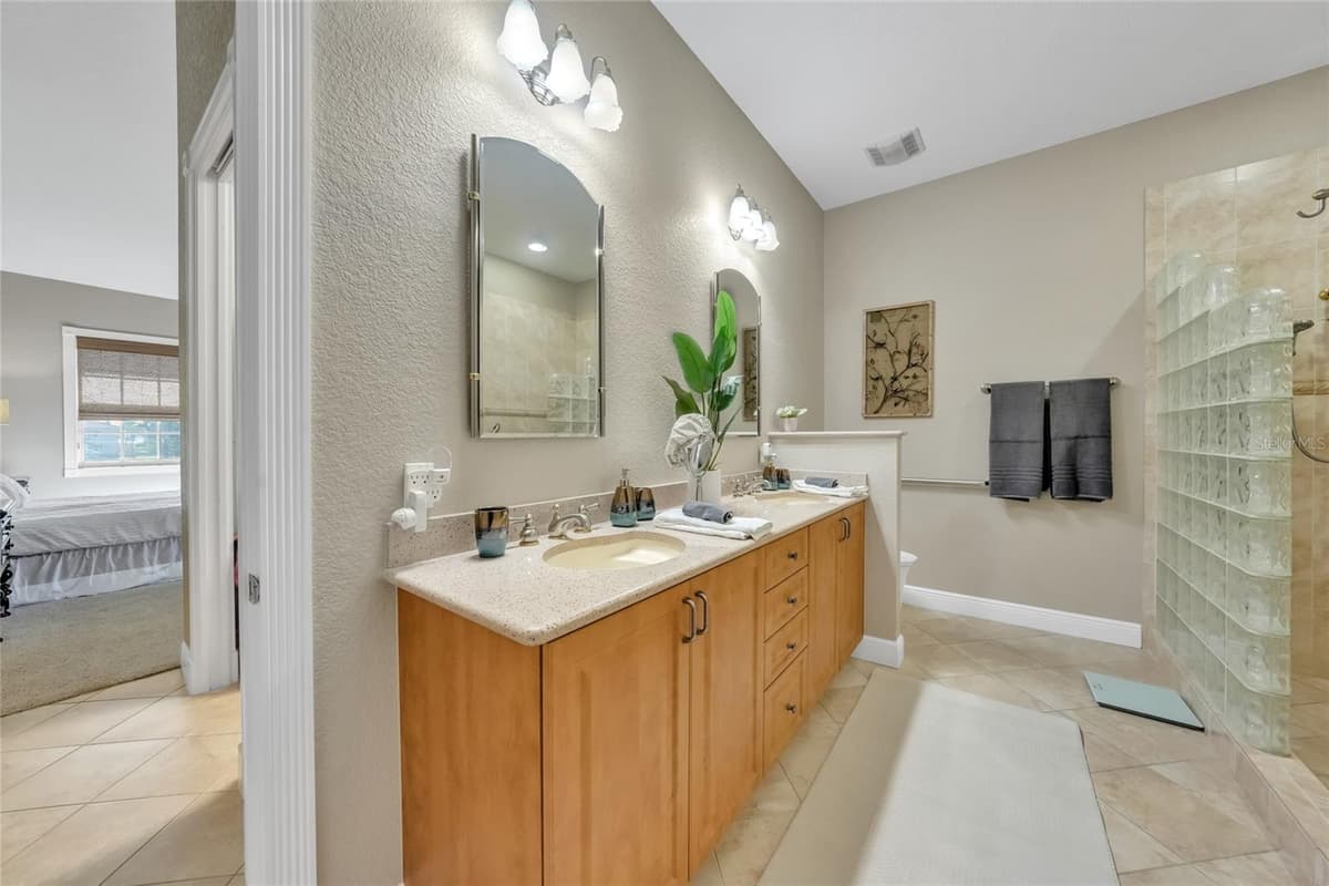 196 TARPON COVE BOULEVARD — photo 22 of 47