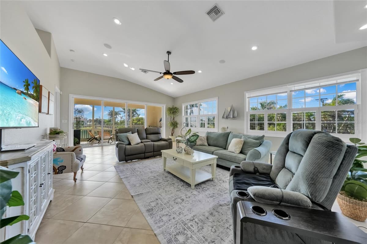 196 TARPON COVE BOULEVARD — photo 6 of 47