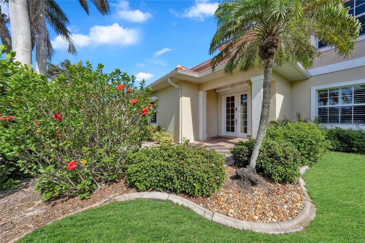 196 TARPON COVE BOULEVARD — photo 3 of 47
