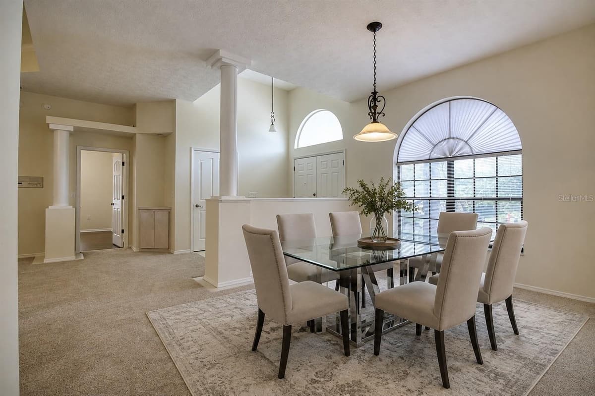 18608 AUTUMN LAKE BOULEVARD — photo 10 of 34