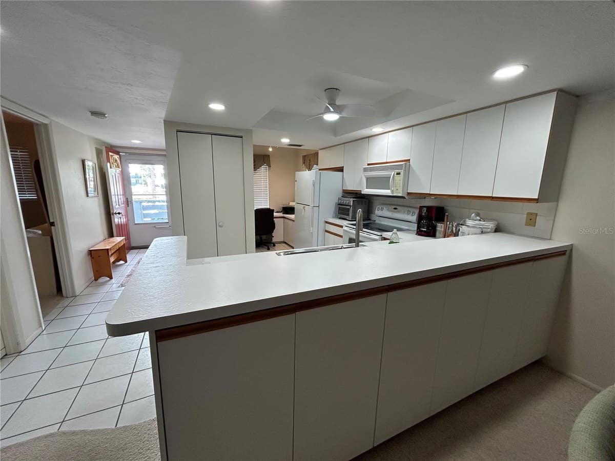 6800 PLACIDA ROAD — photo 3 of 19