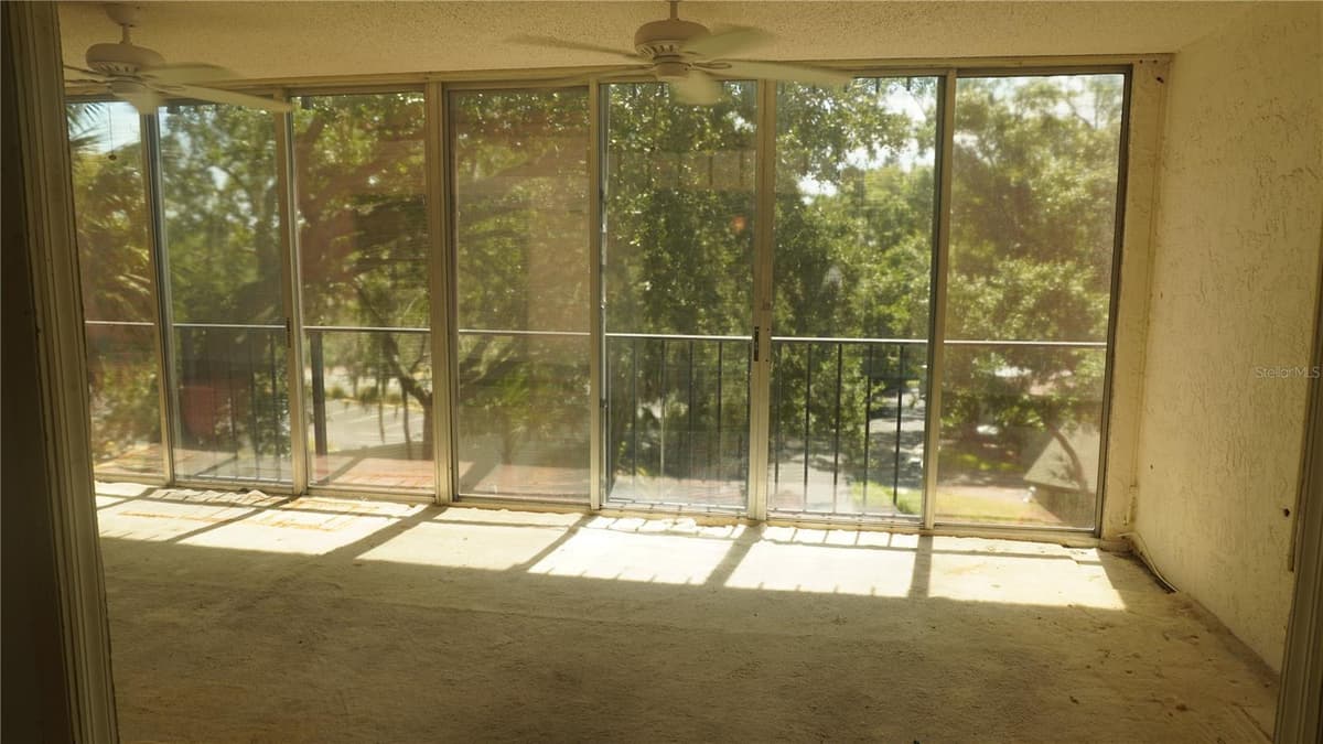 90 HIGHLAND AVENUE — photo 6 of 14