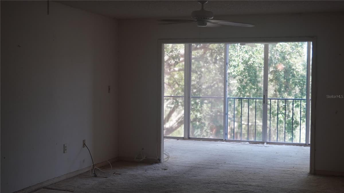 90 HIGHLAND AVENUE — photo 3 of 14