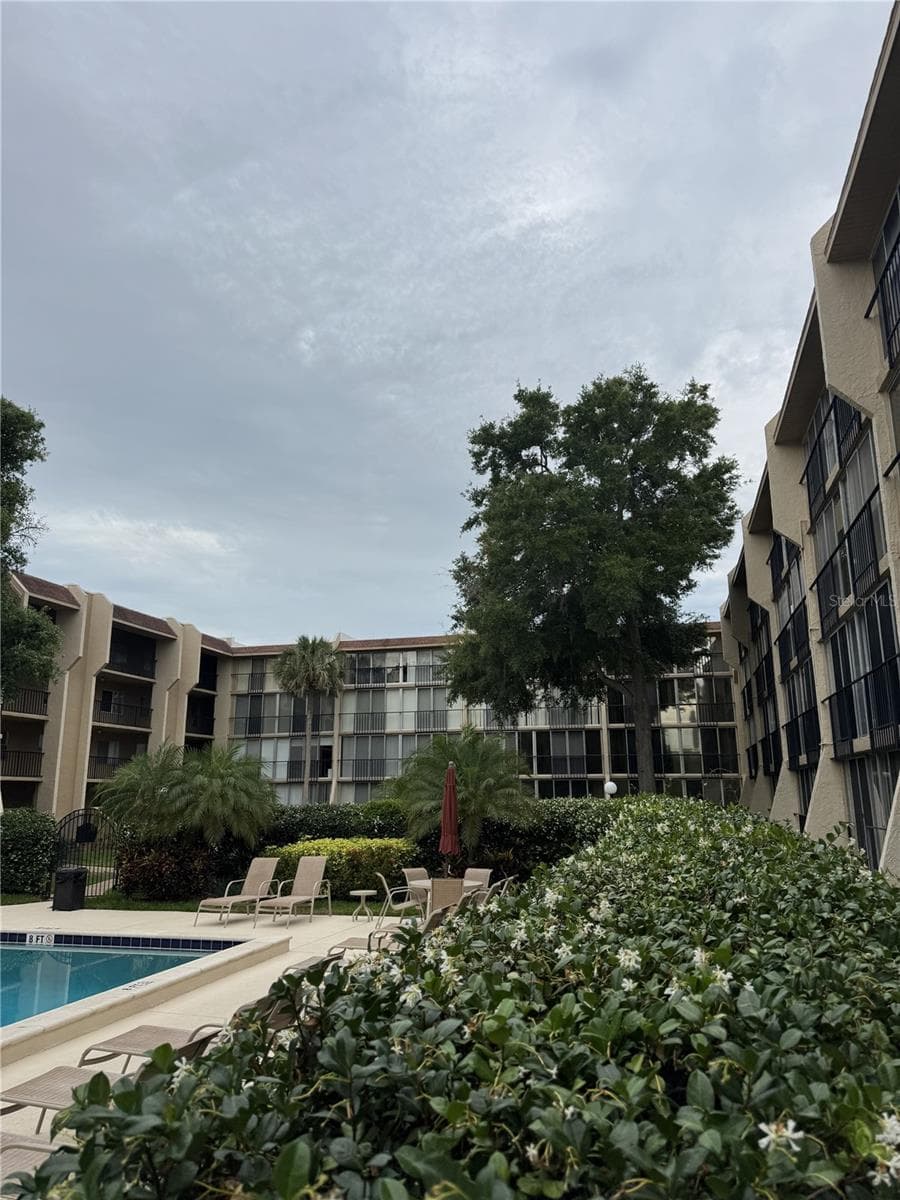 90 HIGHLAND AVENUE — photo 10 of 14