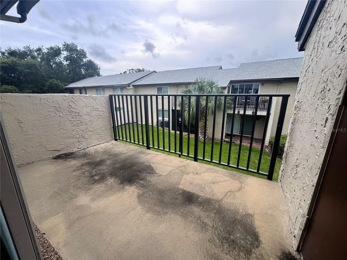 4215 BAY DRIVE — photo 9 of 19