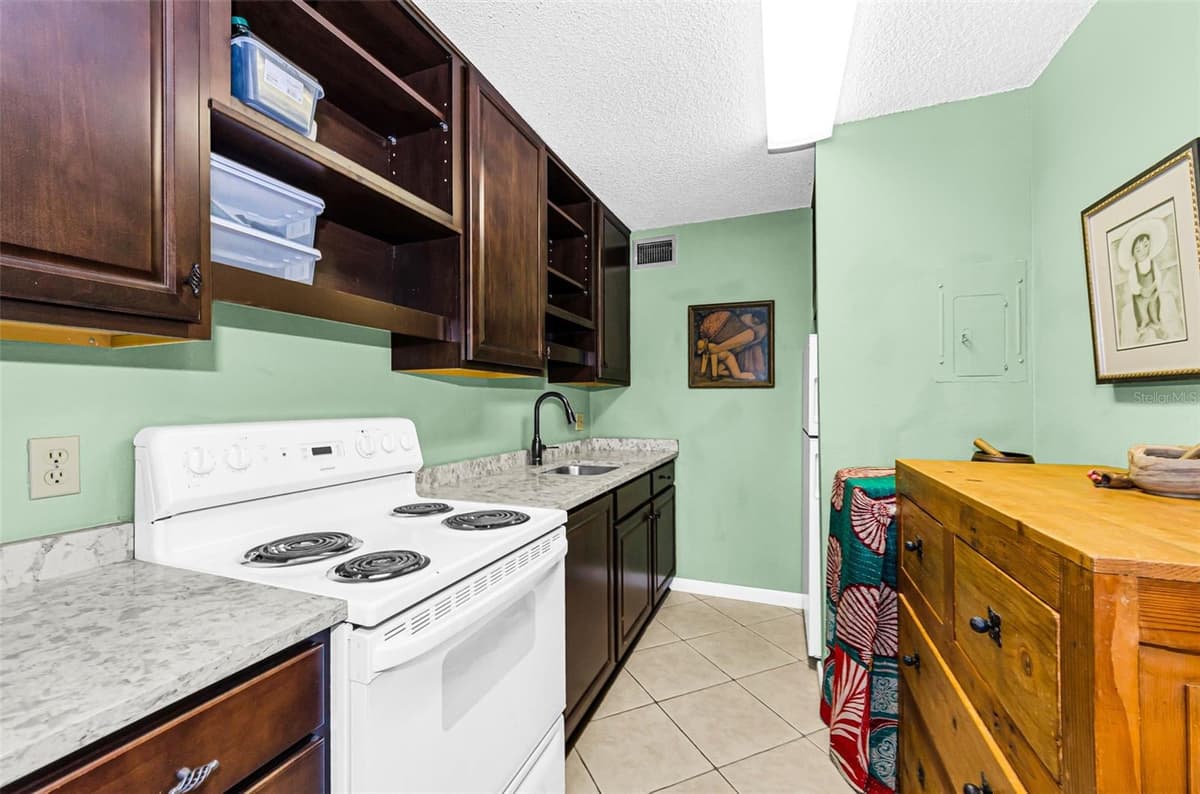 11436 2ND STREET — photo 13 of 46