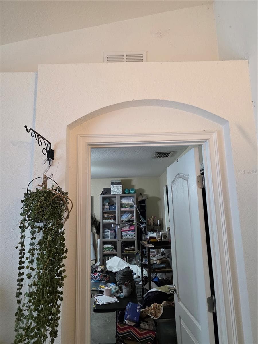 212 MAJESTIC GARDENS LANE — photo 13 of 28