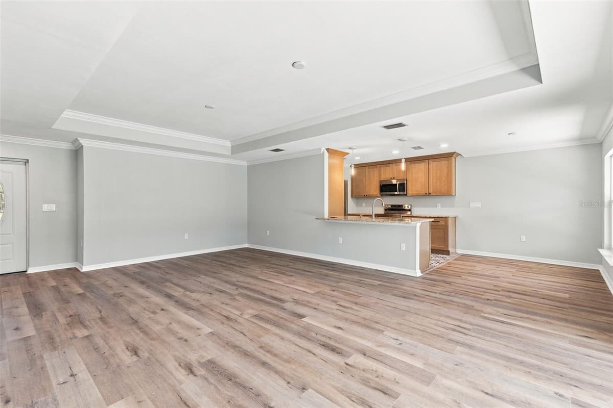 12263 CARTOUCHE AVENUE — photo 9 of 34