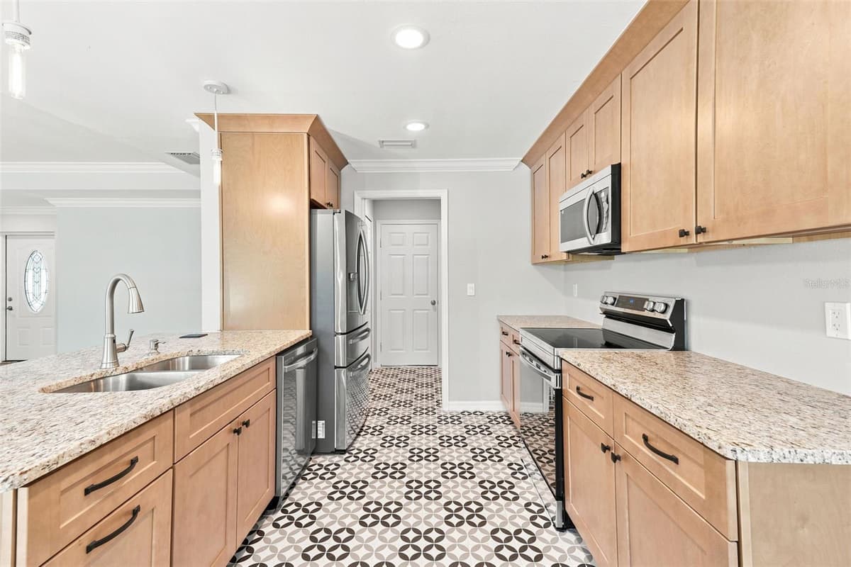 12263 CARTOUCHE AVENUE — photo 11 of 34