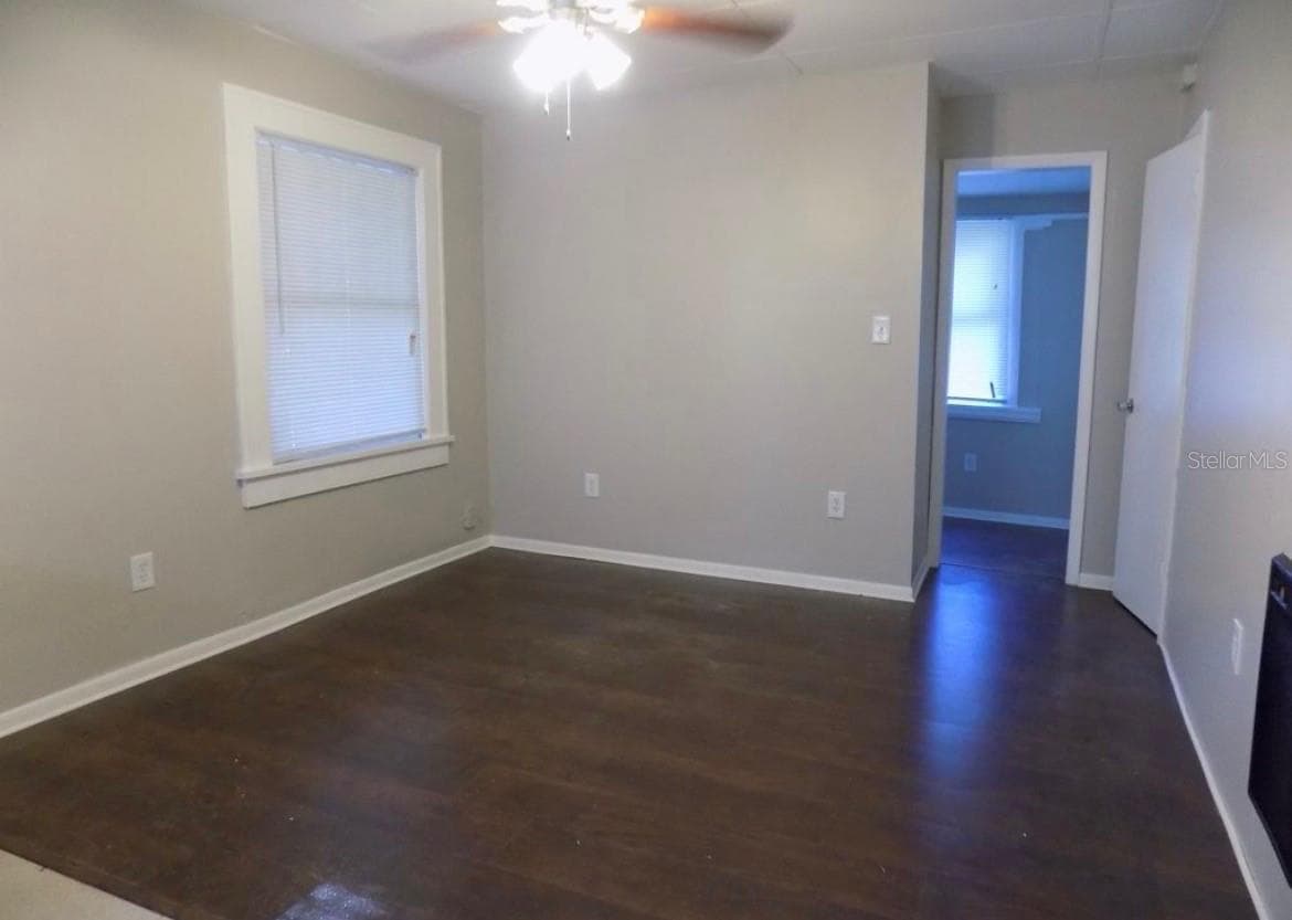 626 HIGHLAND STREET — photo 2 of 10