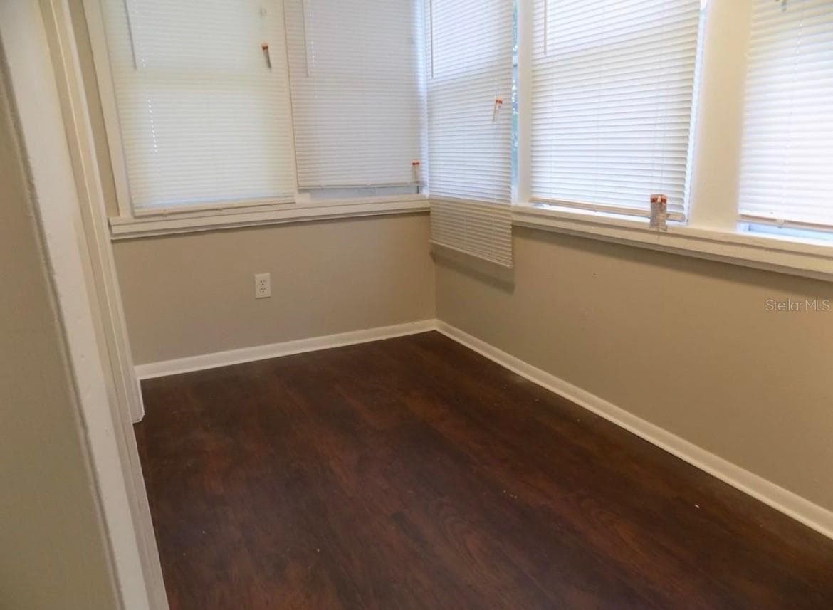 626 HIGHLAND STREET — photo 8 of 10