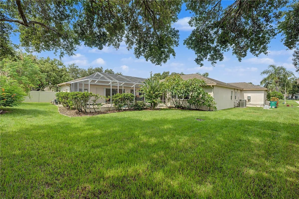 2093 SWAN LANE — photo 45 of 55