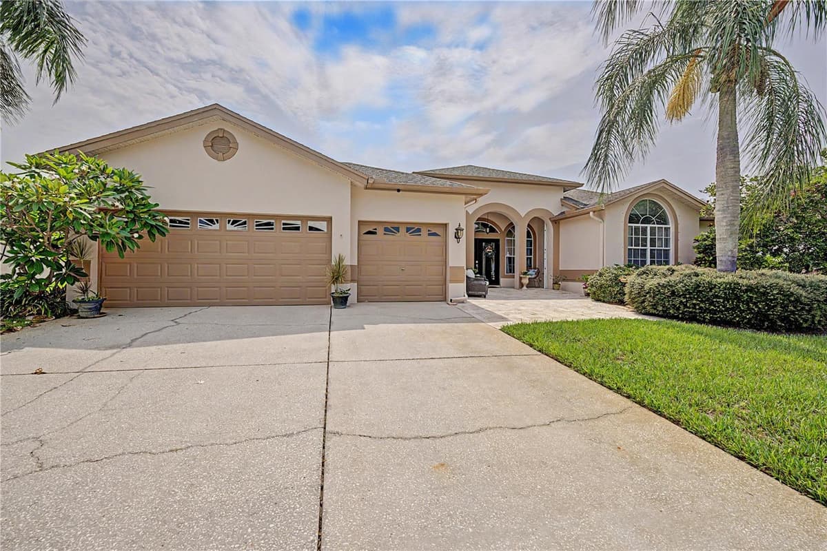 2093 SWAN LANE — photo 46 of 55