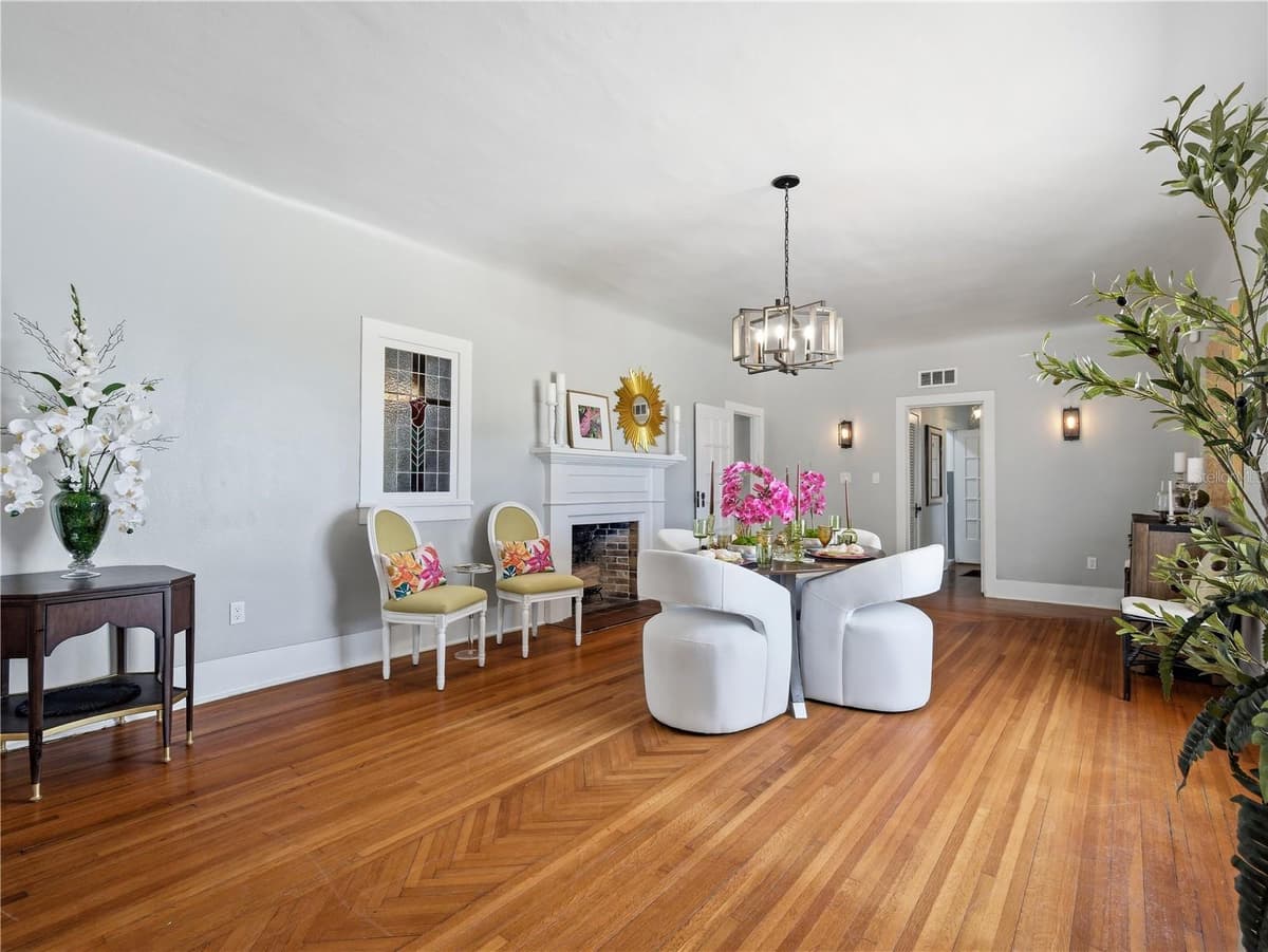 636 RIVERSIDE DRIVE — photo 24 of 75