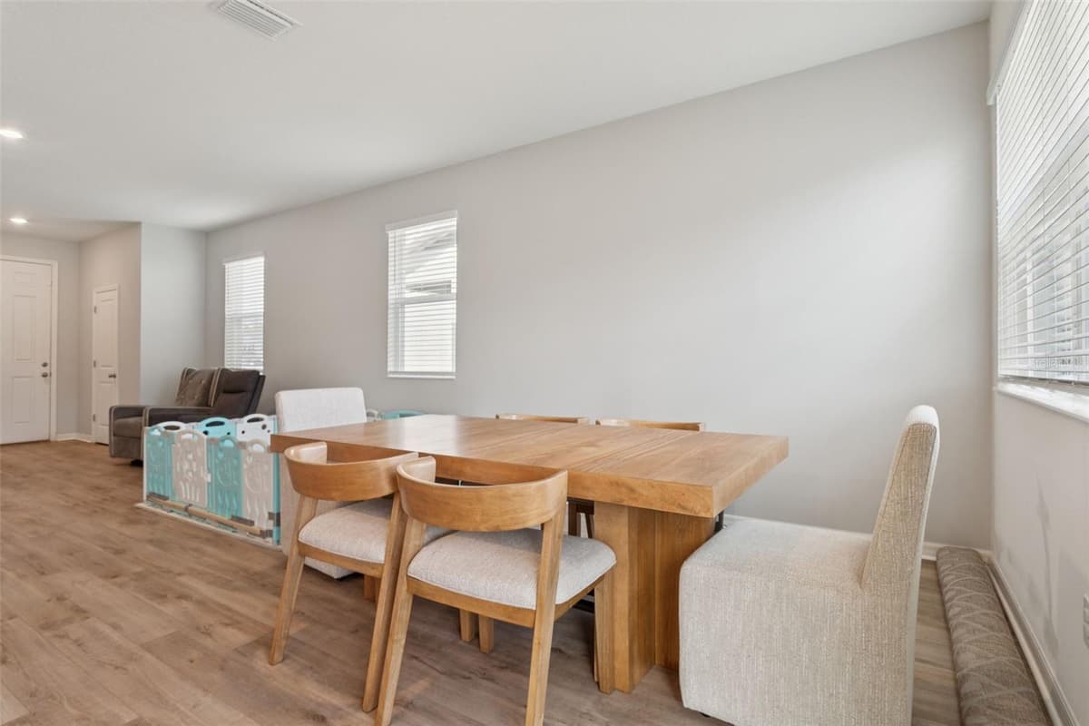37402 YUKON DRIVE — photo 8 of 29