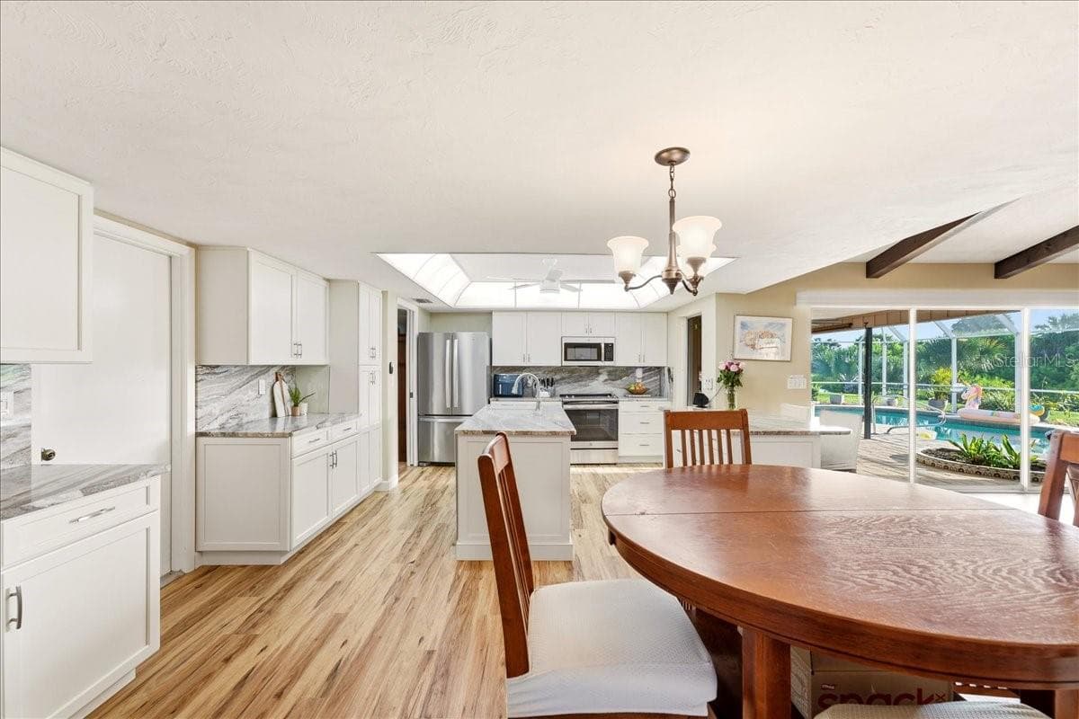 413 SIGNORELLI DRIVE — photo 16 of 46