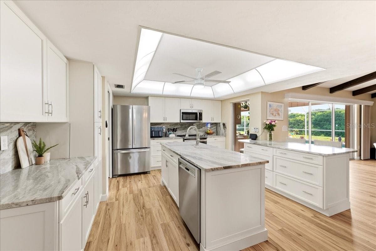 413 SIGNORELLI DRIVE — photo 12 of 46