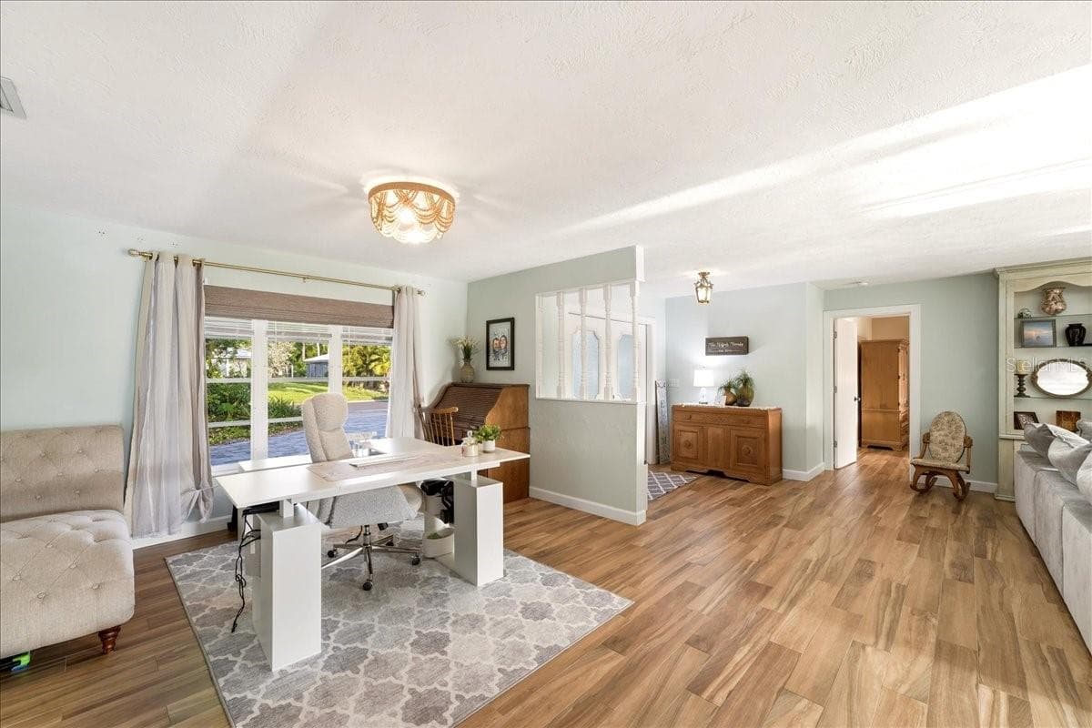 413 SIGNORELLI DRIVE — photo 10 of 46