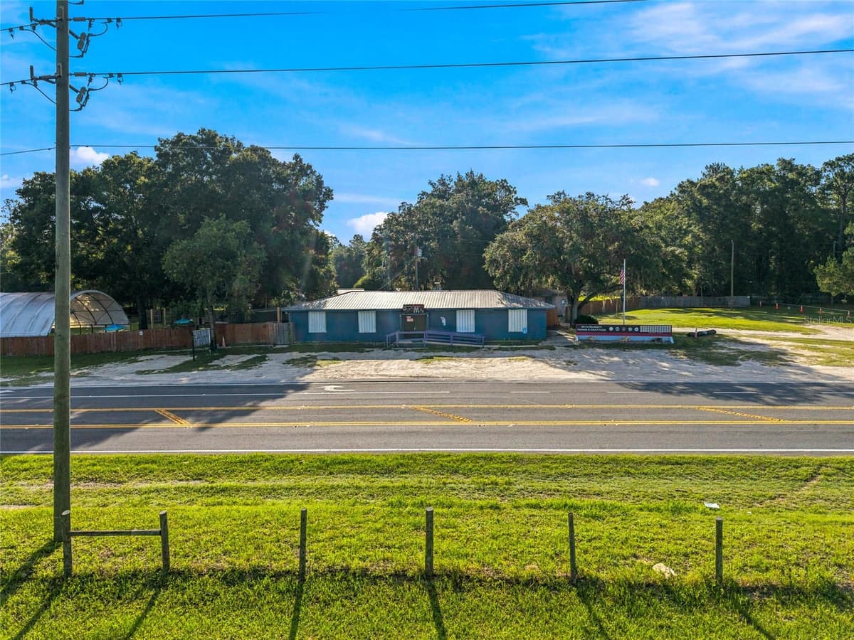 3025 US HIGHWAY 41 — photo 4 of 65