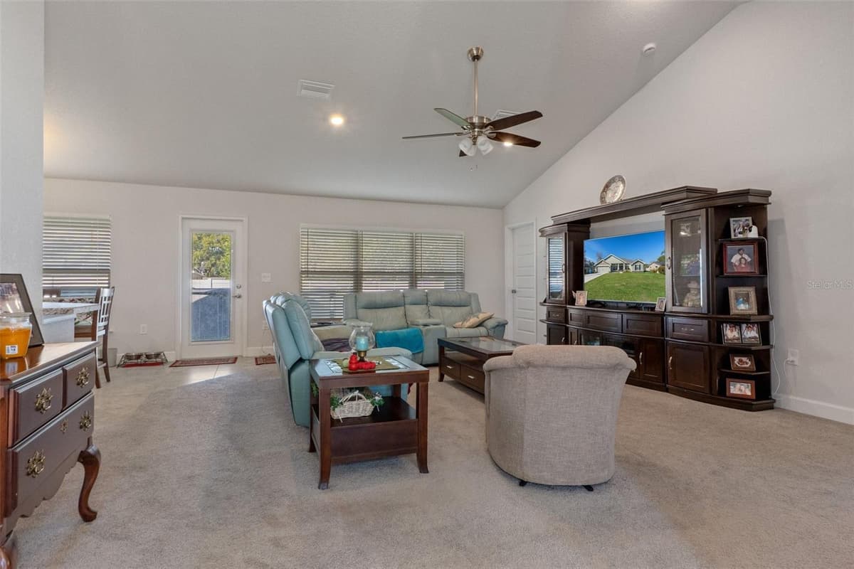 5139 JENSON AVENUE — photo 7 of 44