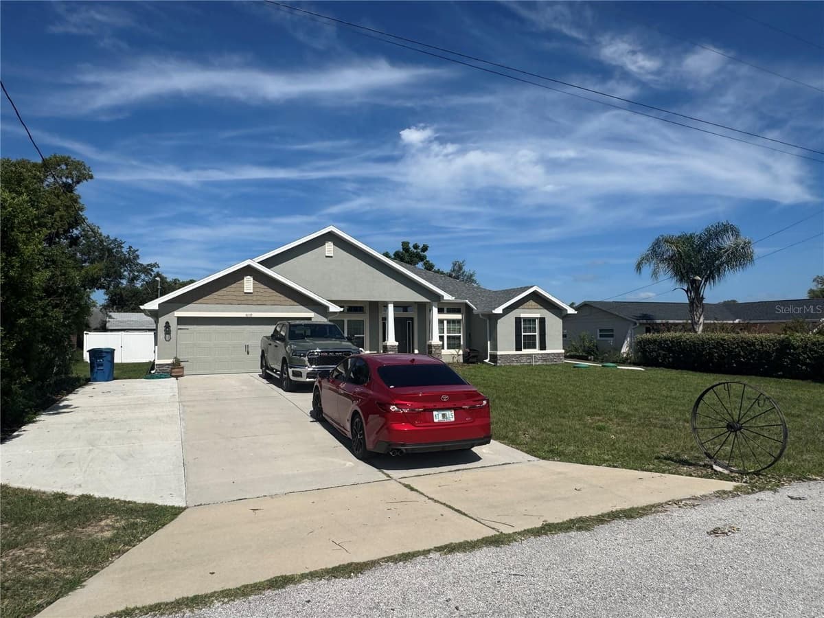 5139 JENSON AVENUE — photo 3 of 44