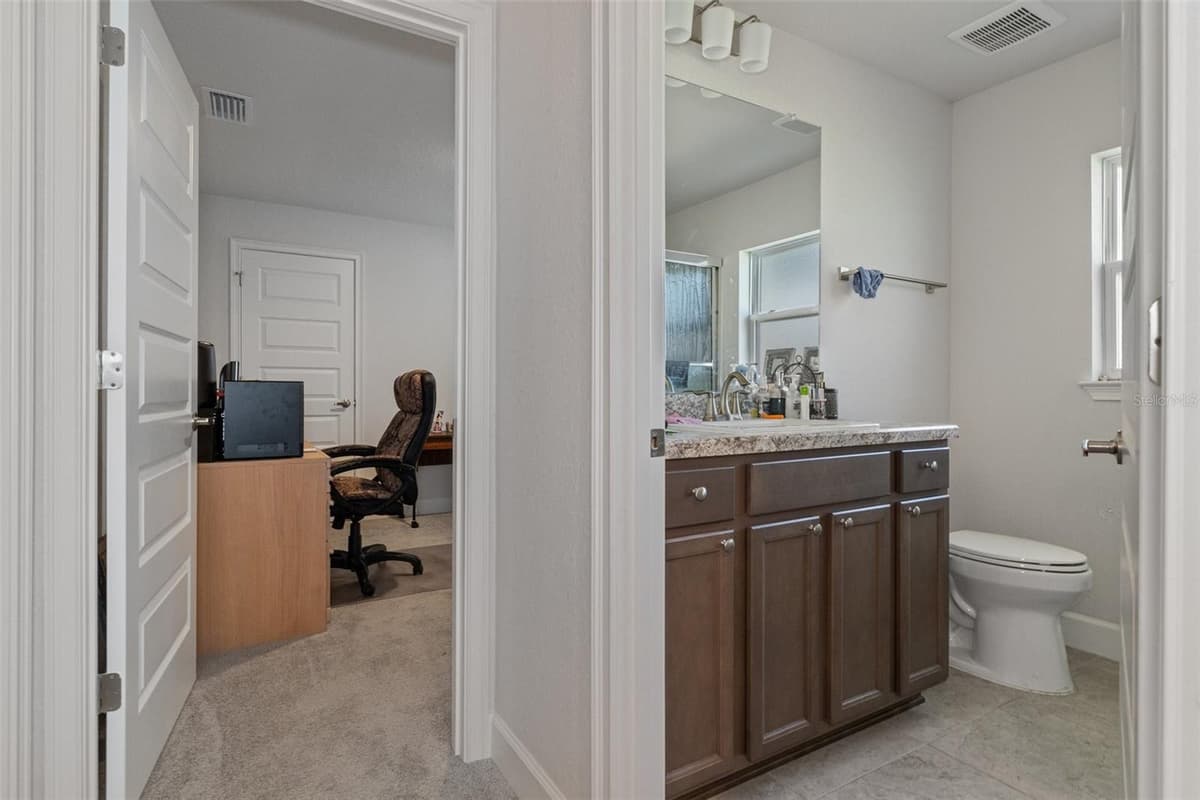 5139 JENSON AVENUE — photo 33 of 44