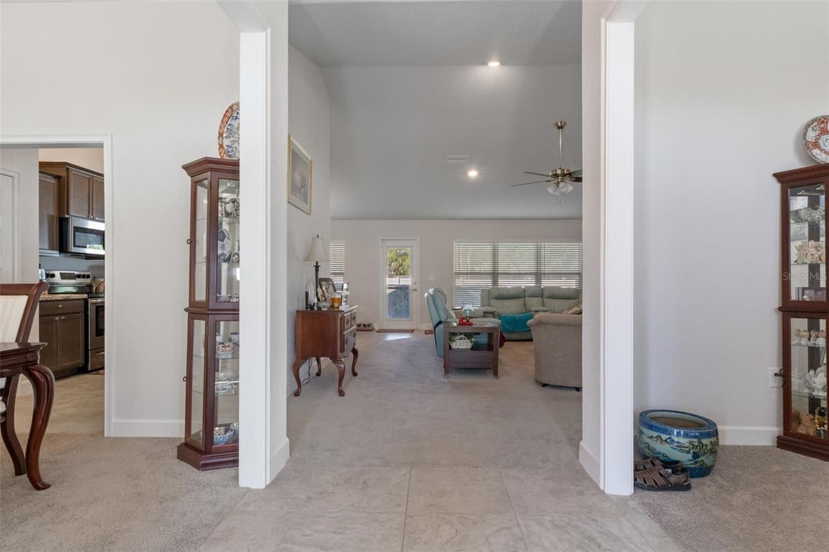 5139 JENSON AVENUE — photo 6 of 44